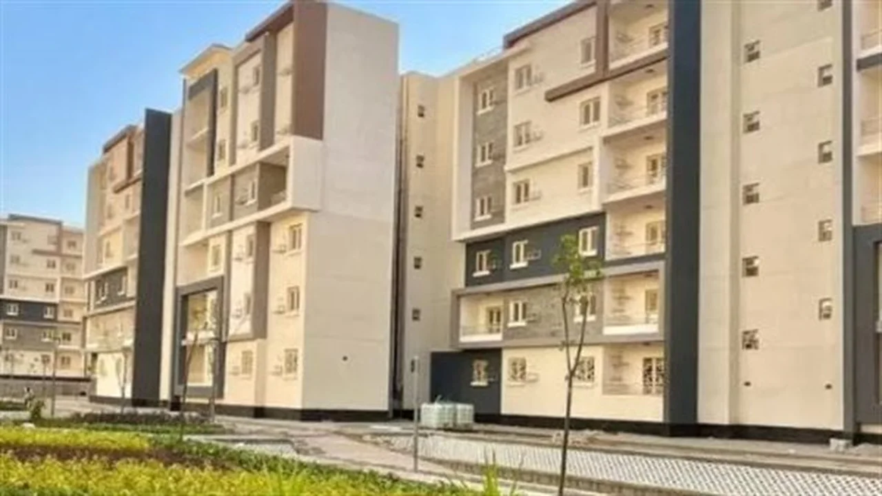 تعديلات جديدة.. شروط الدخل المطلوبة لحجز شقق الإسكان الاجتماعي للأعزب والأسرة 2026